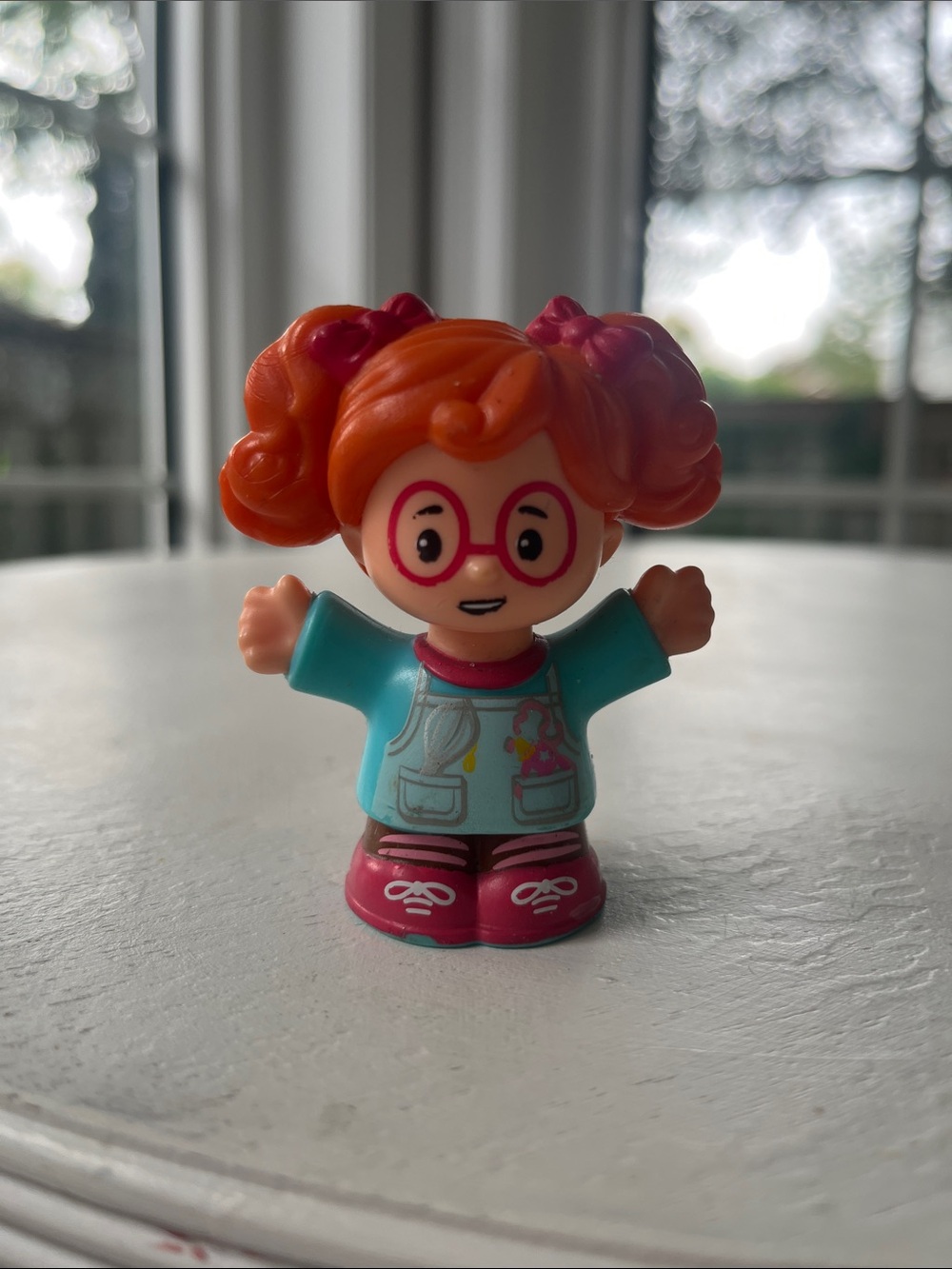 5/$25 💛 Little People Pastry Chef Sofie